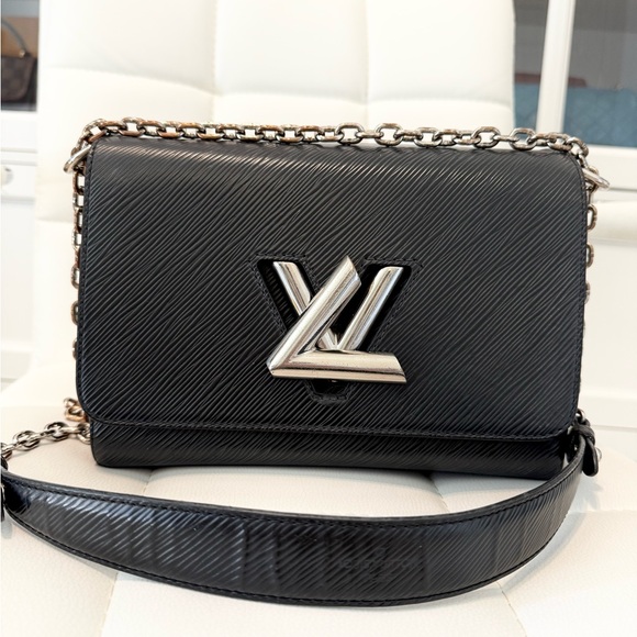 LOUIS VUITTON TWIST MM - Picture 1 of 7